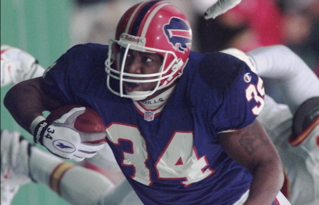 Thurman Thomas surpassed the 1,000-yard rushing mark in the 1996 season finale against the Chiefs, a 20-9 victory that clinched a playoff berth. Bills Vs Chiefs