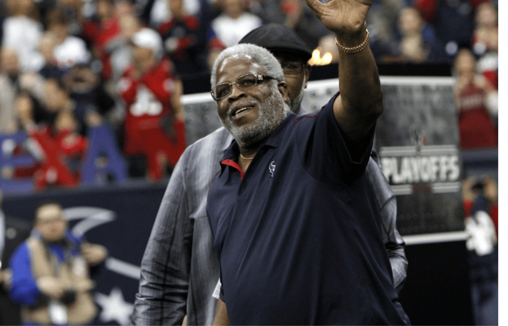 Houston Oilers former running back Earl Campbell is introduced before a game the AFC Wild Card playoff game between the Houston Texans and Cincinnati Bengals at Reliant Stadium.