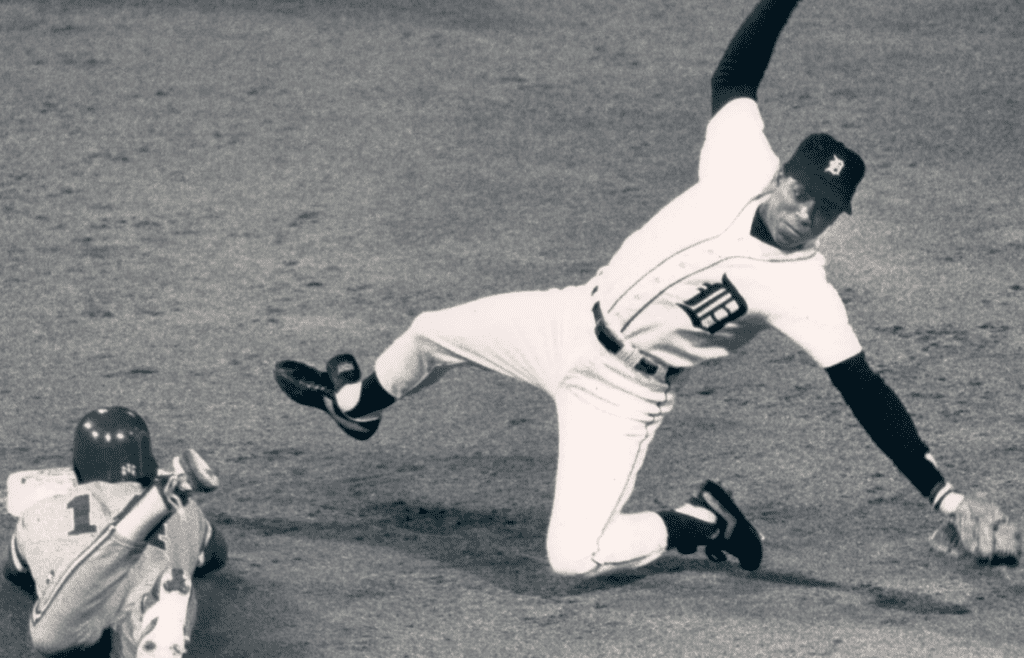 Lou Whitaker catches the ball after another player steals second base. Dfpm01313