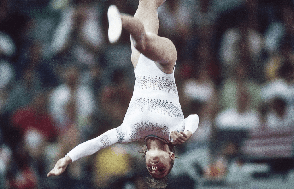 Kerri Strug (USA) competes on the balance beam during the 1992 Barcelona Olympic Games at Barcelona Sports Palace.