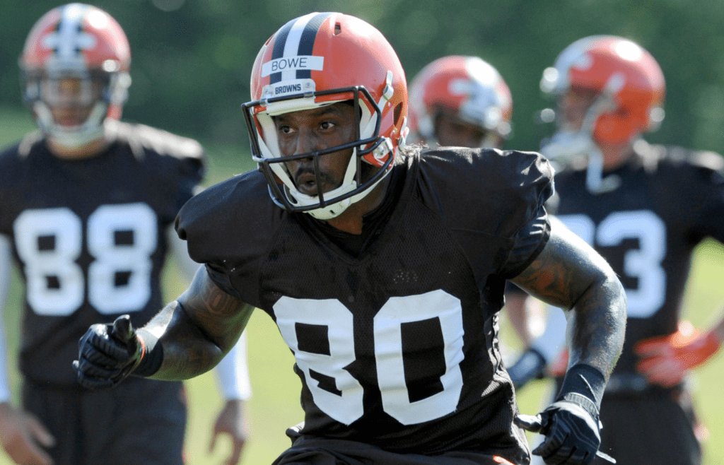 Jul 30, 2015; Berea, OH, USA; Cleveland Browns wide receiver Dwayne Bowe (80) works out during training camp at the Cleveland Browns practice facility. Mandatory Credit: Ken Blaze-Imagn Images
