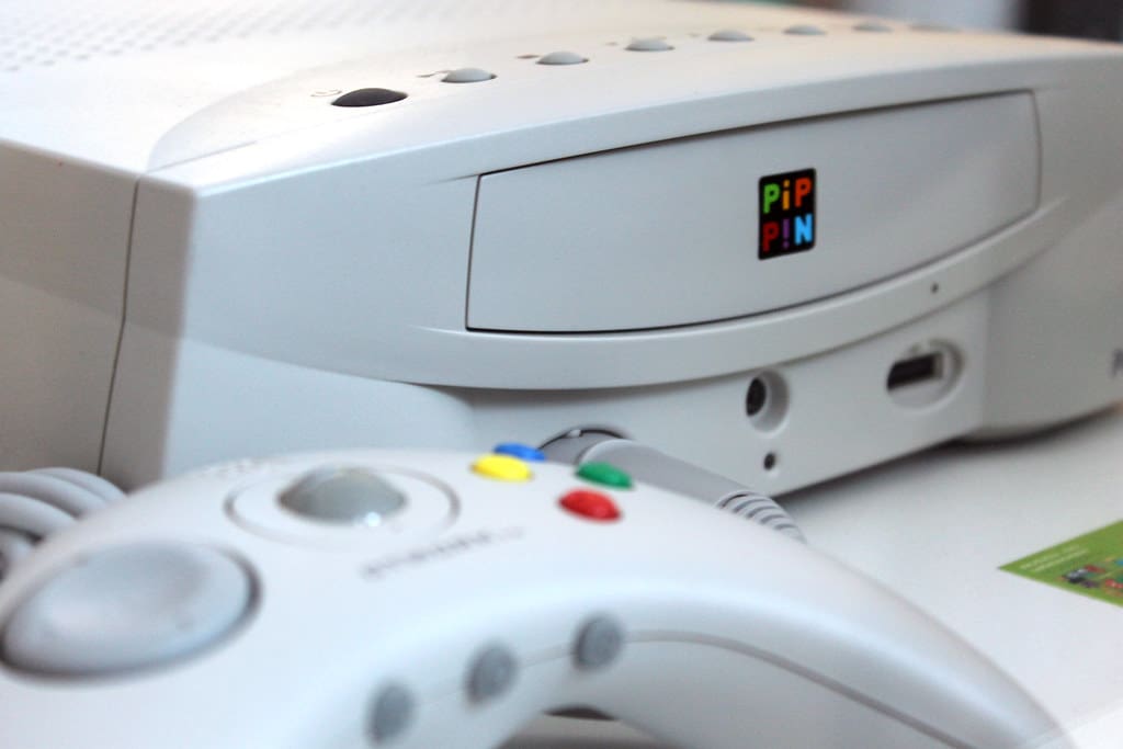 Apple Bandai Pippin