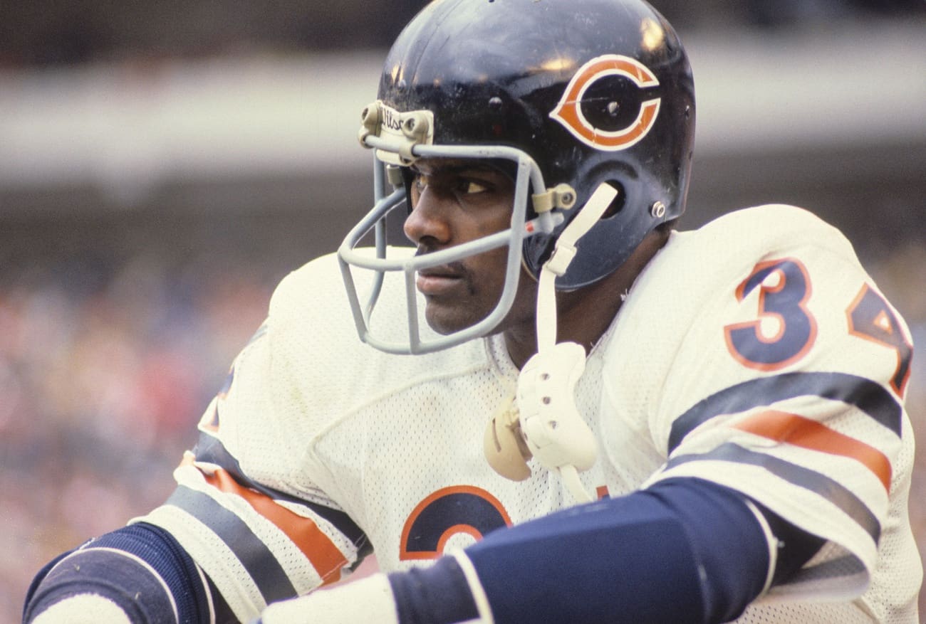 Nov 23, 1980; Atlanta, GA, USA; FILE PHOTO; Chicago Bears running back (34) Walter Payton on the sidelines against the Atlanta Falcons at Fulton County Stadium. Mandatory Credit: Manny Rubio-USA TODAY NETWORK