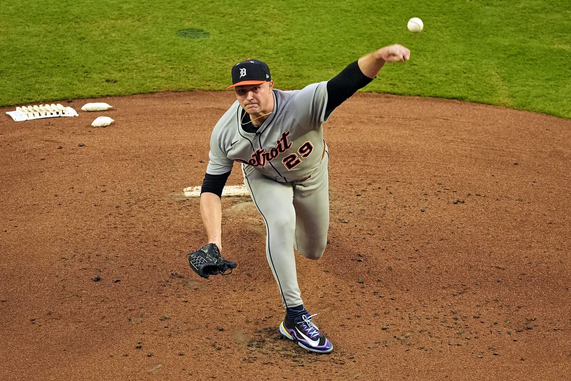 Jul 15, 2025; Cumberland, Georgia, USA; American League pitcher Tarik Skubal (29) of the Detroit Tigers pitches during the first inning during the 2025 MLB All Star Game at Truist Park. Mandatory Credit: Dale Zanine-Imagn Images