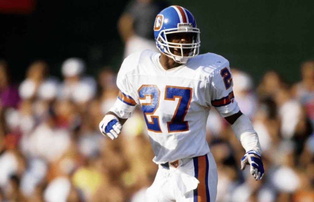 Nov 11, 1993; San Diego, CA, USA; Denver Broncos defensive back Steve Atwater (27) on the field against the San Diego Chargers at Jack Murphy Stadium. FILE PHOTO; Mandatory Credit: Imagn Images