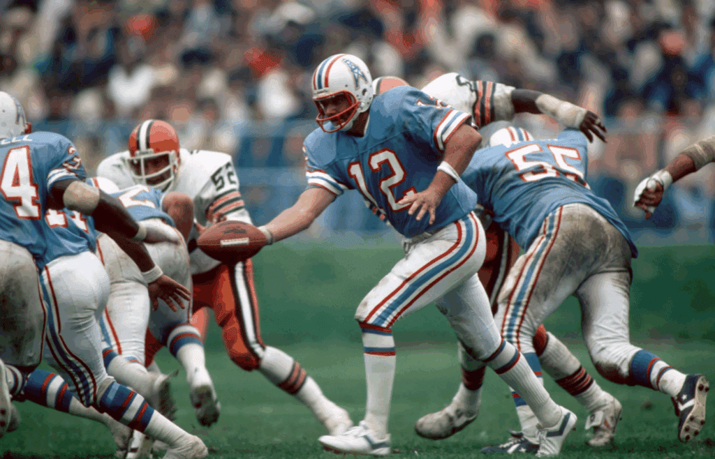 Sep 13, 1981; Cleveland, OH, USA; FILE PHOTO; Houston Oliers quarterback (12) KEN STABLER in action against the Cleveland Browns at Cleveland Stadium. Mandatory Credit: Tony Tomsic-USA TODAY NETWORK