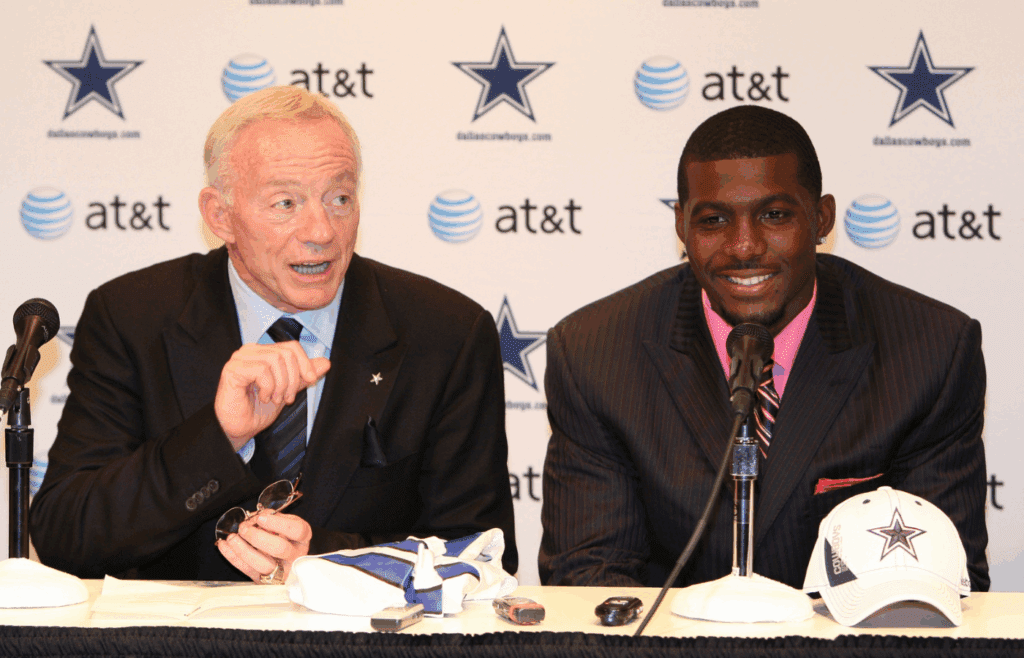 Apr 23, 2010; Valley Ranch, TX, USA; Dallas Cowboys first round draft pick receiver Dez Bryant and Jerry Jones answer questions during a press conference at Dallas Cowboys Headquarters. Mandatory Credit: Matthew Emmons-Imagn Images