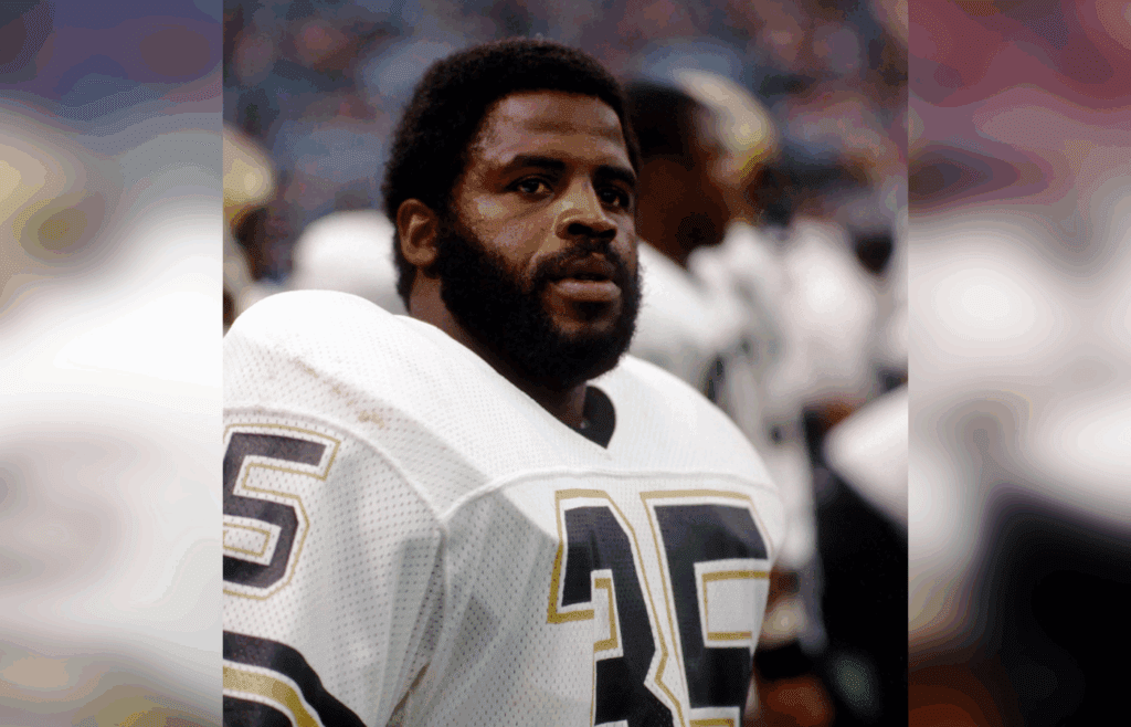 Oct 28, 1984; Cleveland, OH, USA; FILE PHOTO; New Orleans Saints linebacker (35) Earl Campbell on the sidelines against the Cleveland Browns at Cleveland Stadium. The Saints defeated the Browns 16-14. Mandatory Credit: Tony Tomsic-USA TODAY NETWORK