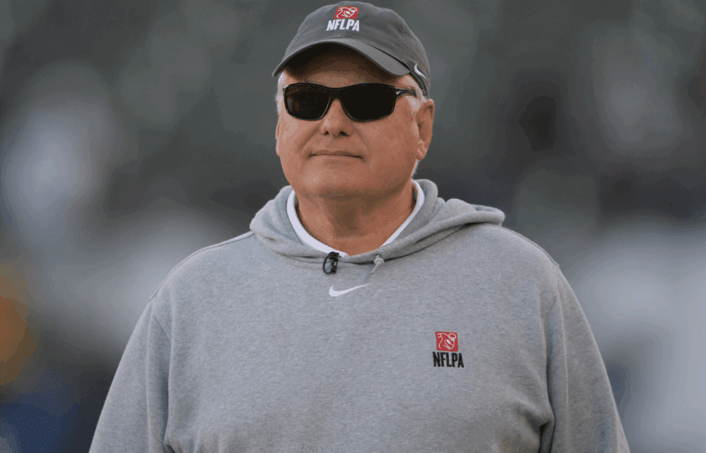 Jan 21, 2017; Carson, CA, USA; National coach Mike Martz watches on the sidelines during the 2017 NFLPA Collegiate Bowl against the American team at StubHub Center. The National team defeated the American team 27-7. Mandatory Credit: Kirby Lee-Imagn Images