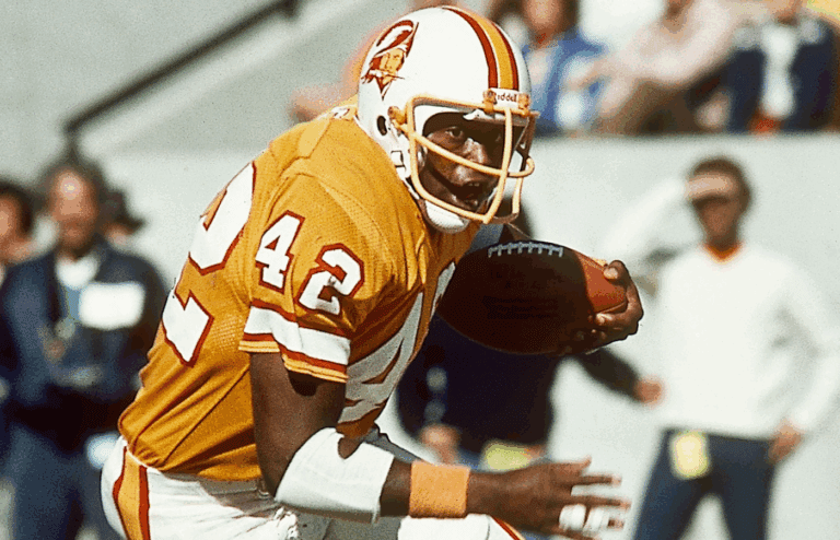 Dec 2, 1979; Tampa, FL, USA; FILE PHOTO; Tampa Bay Buccaneers full back Ricky Bell (42) in action against the Chicago Bears at Tampa Stadium. Mandatory Credit: Malcolm Emmons-USA TODAY NETWORK