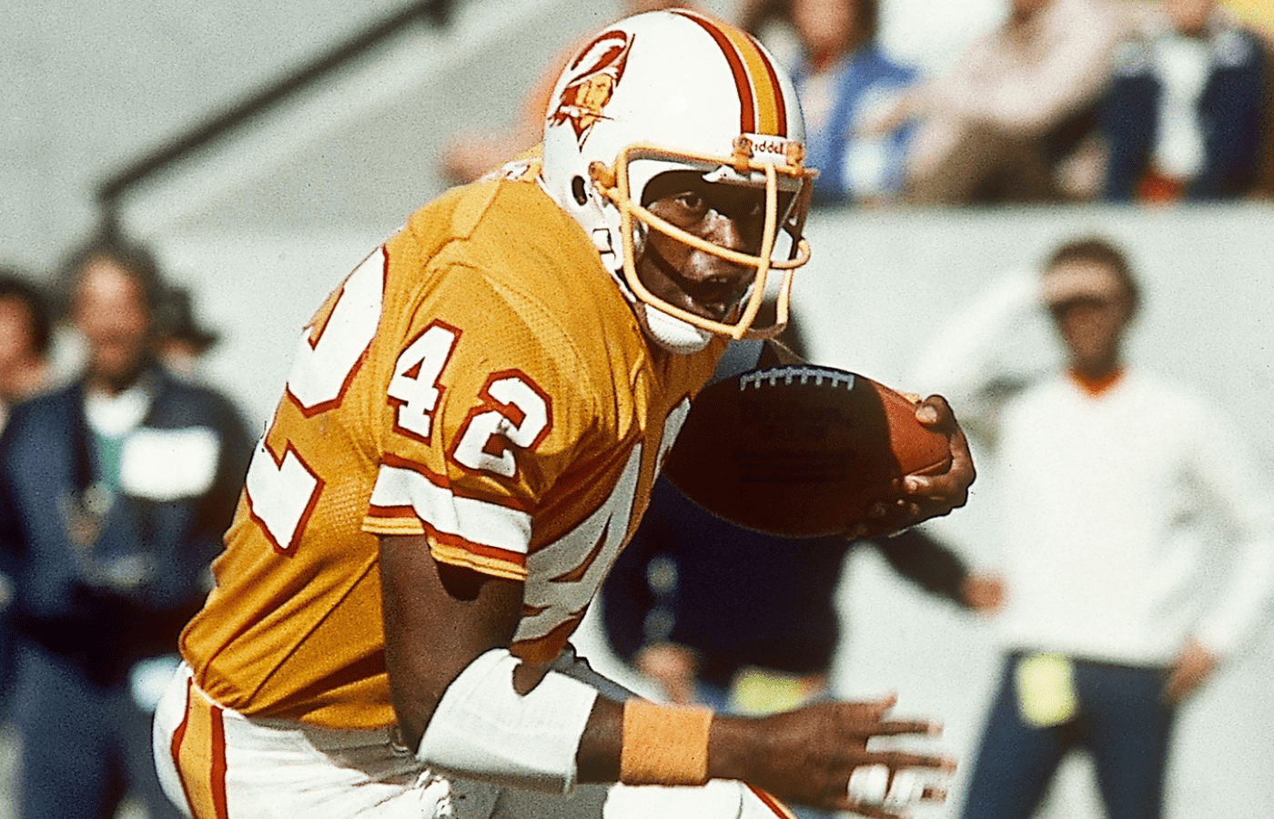 Dec 2, 1979; Tampa, FL, USA; FILE PHOTO; Tampa Bay Buccaneers full back Ricky Bell (42) in action against the Chicago Bears at Tampa Stadium. Mandatory Credit: Malcolm Emmons-USA TODAY NETWORK