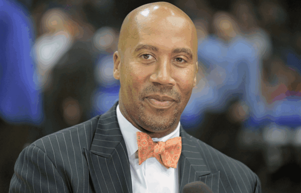 Oct 24, 2017; Los Angeles, CA, USA; Fox Sports West broadcaster Bruce Bowen during an NBA basketball game between the Los Angeles Clippers and the Utah Jazz at Staples Center. Mandatory Credit: Kirby Lee-Imagn Images