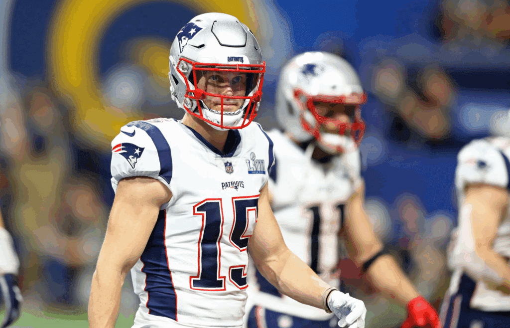 Feb 3, 2019; Atlanta, GA, USA; New England Patriots wide receiver Chris Hogan (15) against the Los Angeles Rams in Super Bowl LIII at Mercedes-Benz Stadium. Mandatory Credit: Mark J. Rebilas-Imagn Images