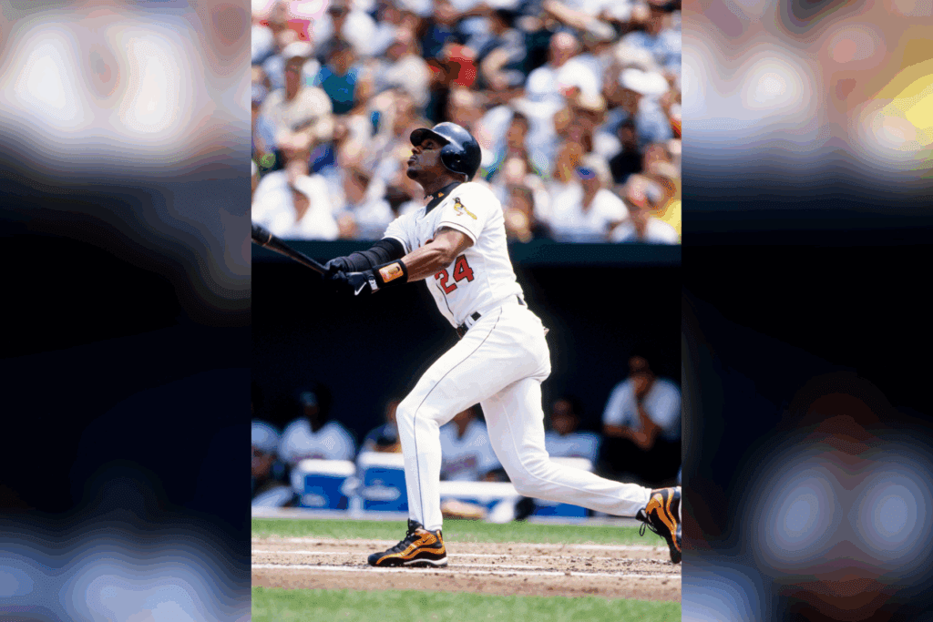 1998, Baltimore, MD, USA; FILE PHOTO; Baltimore Orioles right fielder Eric Davis in action on the mound at Camden Yards during the 1998 season. Mandatory Credit: RVR Photos-Imagn Images
