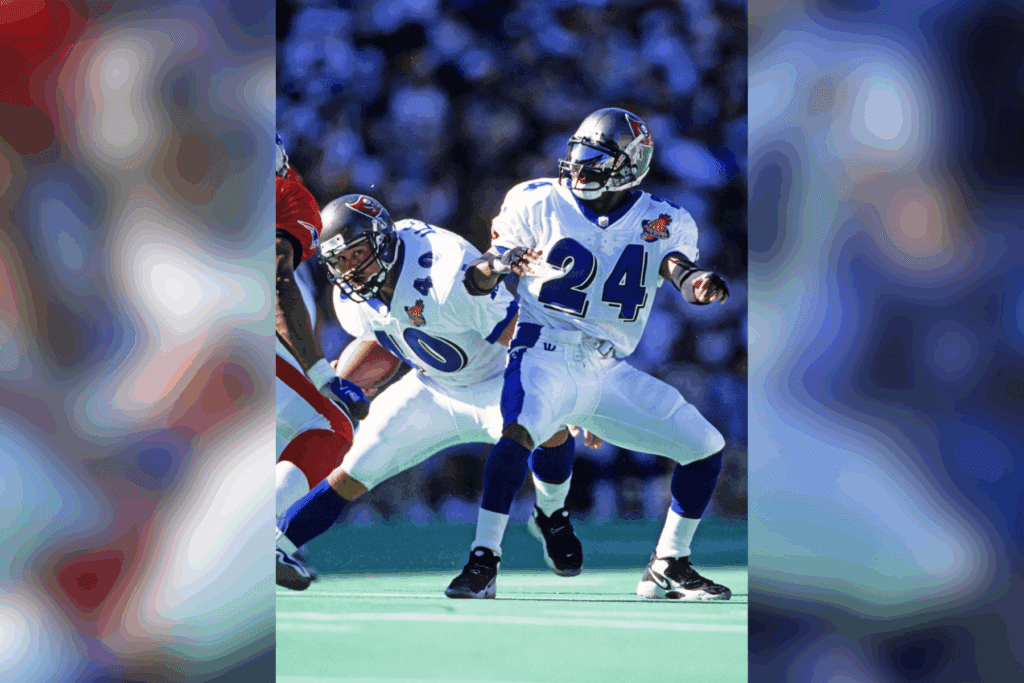 Feb 1, 1998; Honolulu, HI, USA; FILE PHOTO; NFC running back Warrick Dunn (24) of the Tampa Bay Buccaneers attempts to block for running back Mike Alstott (40) against the AFC during 1998 Pro Bowl at Aloha Stadium. Mandatory Credit: VJ Lovero-USA TODAY NETWORK