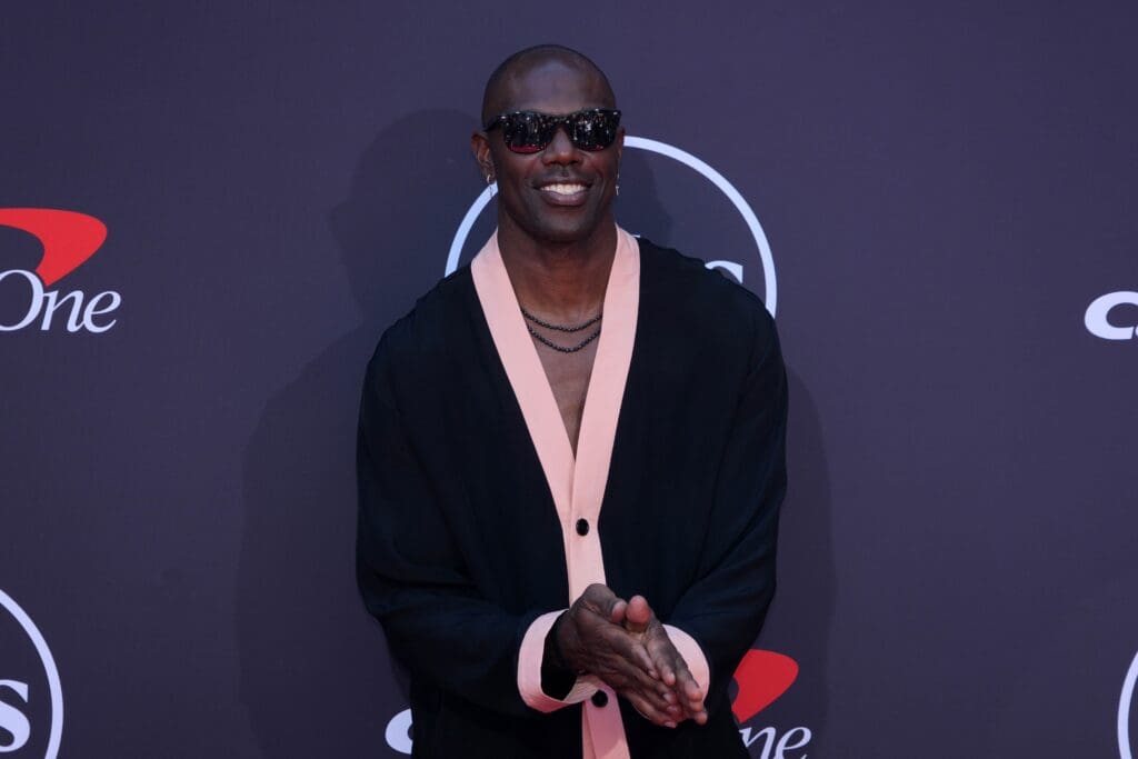Jul 16, 2025; Hollywood, CA, USA; Terrell Owens poses on the ESPYs red carpet at the Dolby Theatre. Mandatory Credit: Kirby Lee-Imagn Images