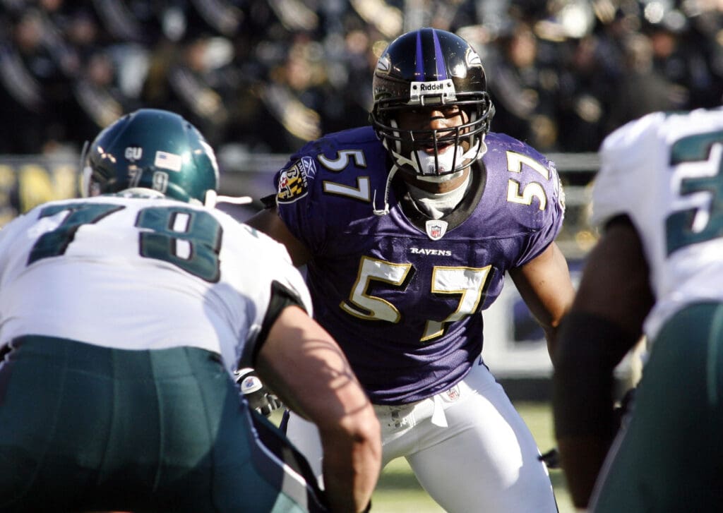 November 23, 2008; Baltimore, MD, USA; Baltimore Ravens linebacker Bart Scott (57) lines up against the Philadelphia Eagles at M&T Bank Stadium. The Ravens won 36-7. Mandatory Credit: Geoff Burke-USA TODAY Sports