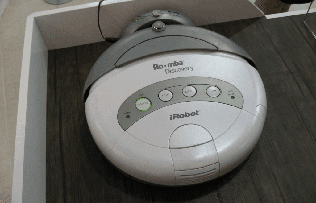 Robot vacuum in charge dock